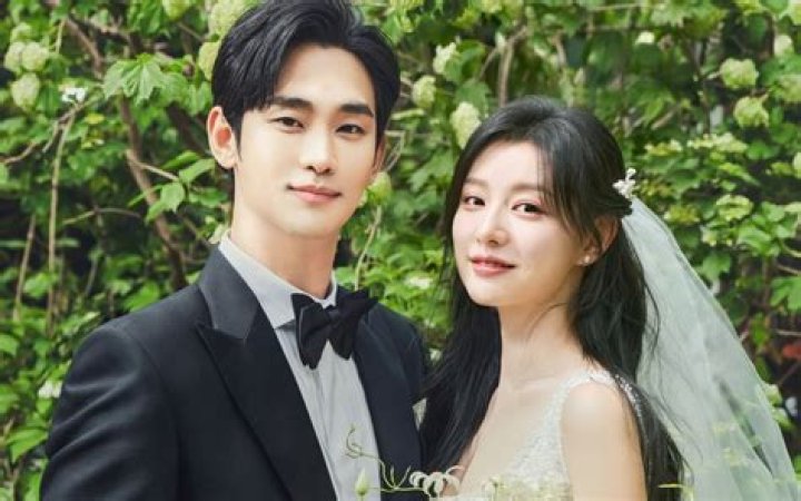 Exploring The Blossoming Romance: Kim So Hyun Dating Hwang In Yeop