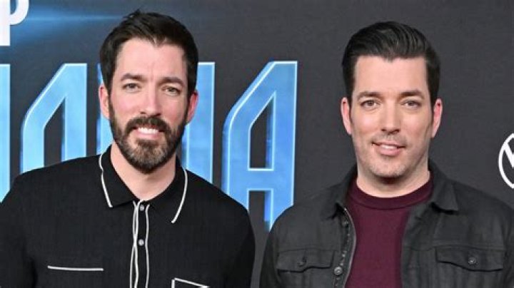 What Ride Does Drew Scott Drive In 'Backed By The Bros'?